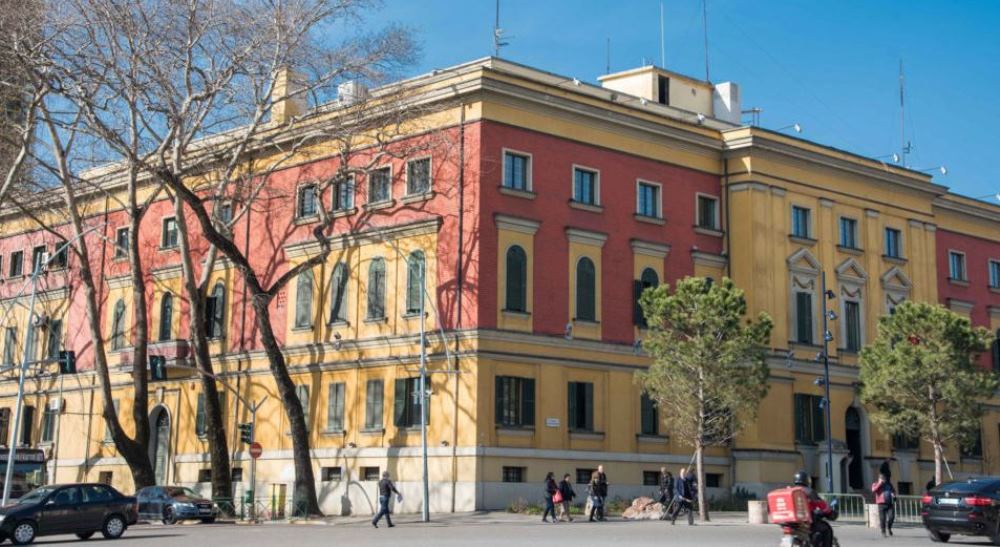 Stoku i detyrimeve te prapambetura arrin 124 mln euro ne qershor